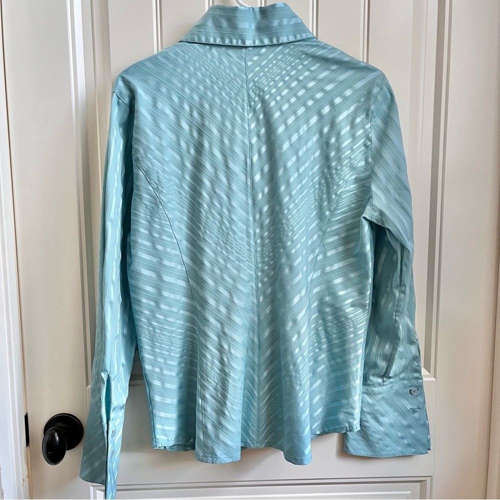 Classiques Entier Blue Button Up Collar Shirt Lon… - image 2